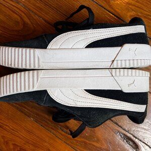 Puma Carina Sneakers